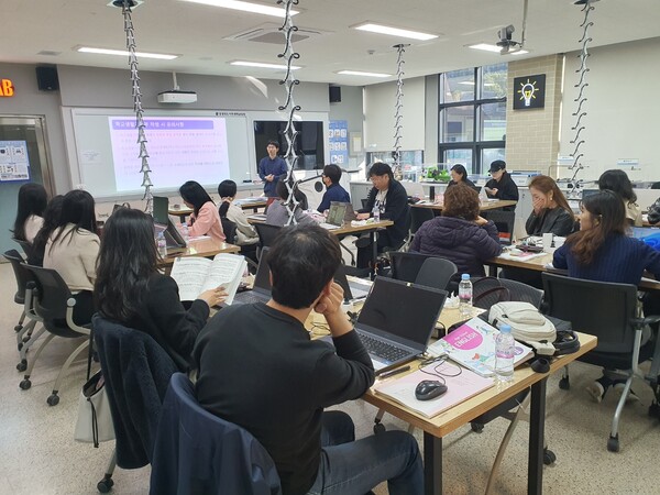 Chungbuk 교육 사무소, 학교 생활 기록 관광 학습 개발 상황 세부 사항 및 특수 부대 역량 강화 훈련 1